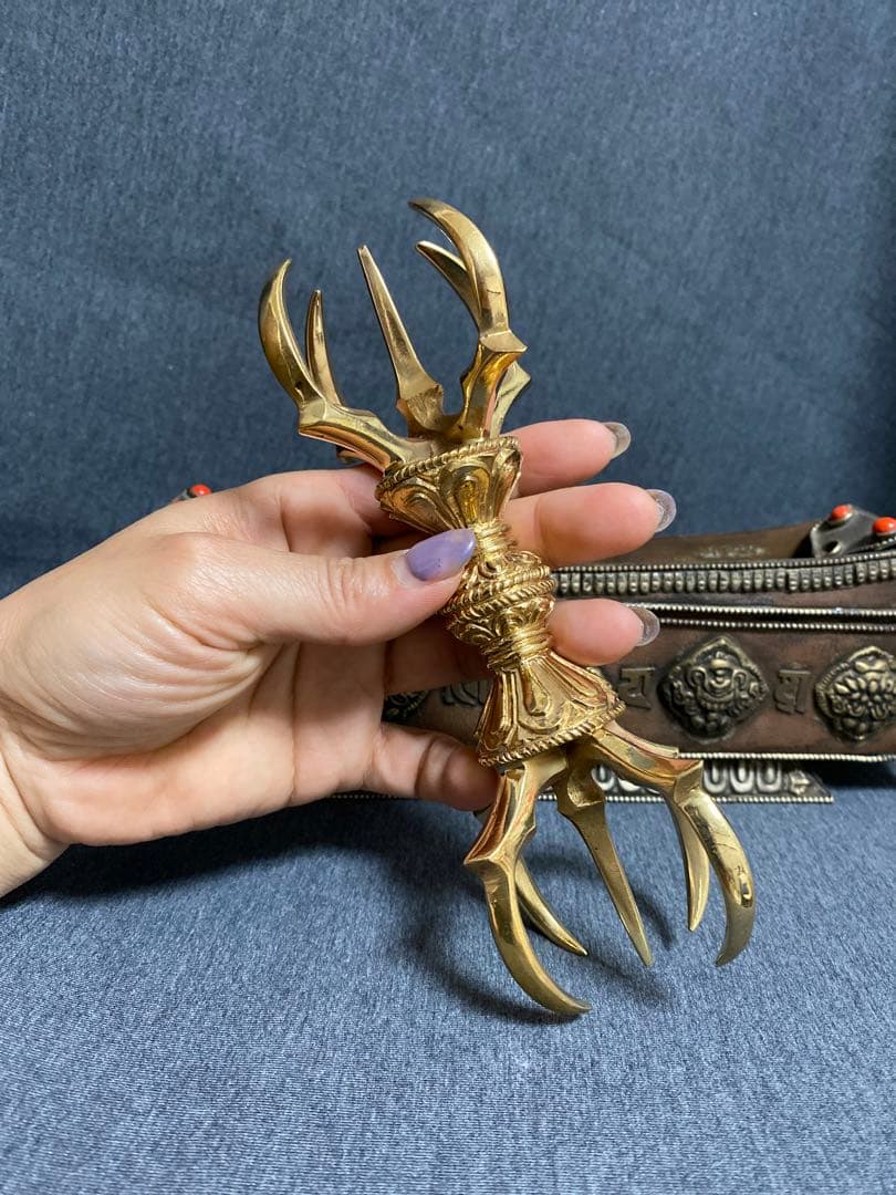 美しい作りの五鈷杵 バジュラ 密教法具 チベット密教 ダライラマ