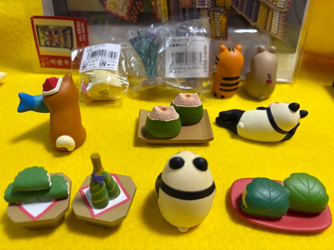 コンコンブル デコレ 自撮りクマ 五月鯉のぼり33個（セット物あり