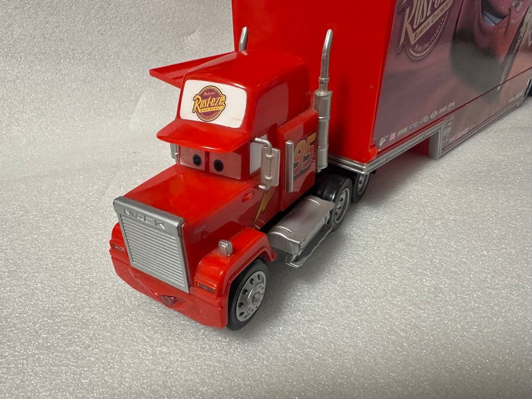 たくさんのせよう！大きなマック トレーラー カーズ トミカ タカラ