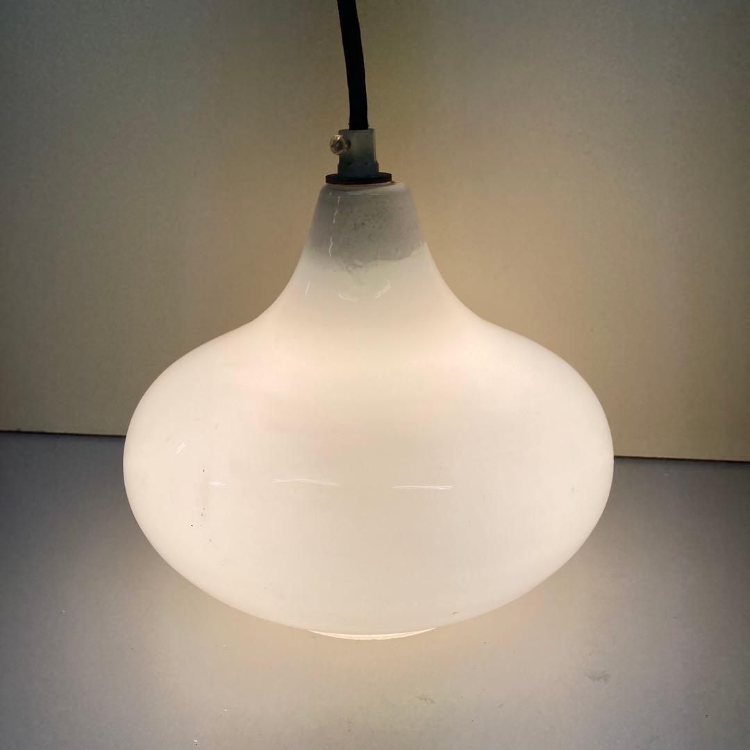 D-2 【希少・昭和レトロ】日立 ミルクガラス ペンダントライト 吊り下げ照明