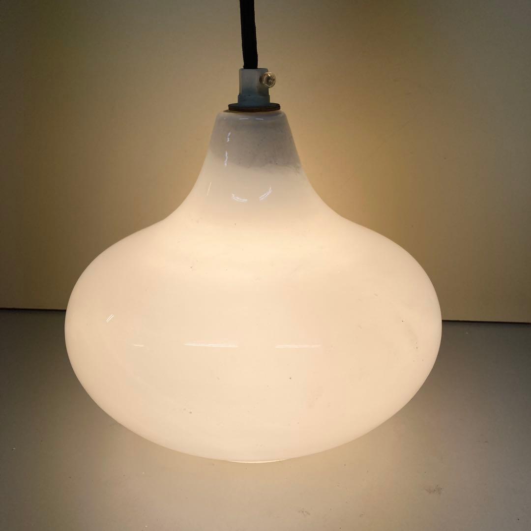 D-2 【希少・昭和レトロ】日立 ミルクガラス ペンダントライト 吊り下げ照明