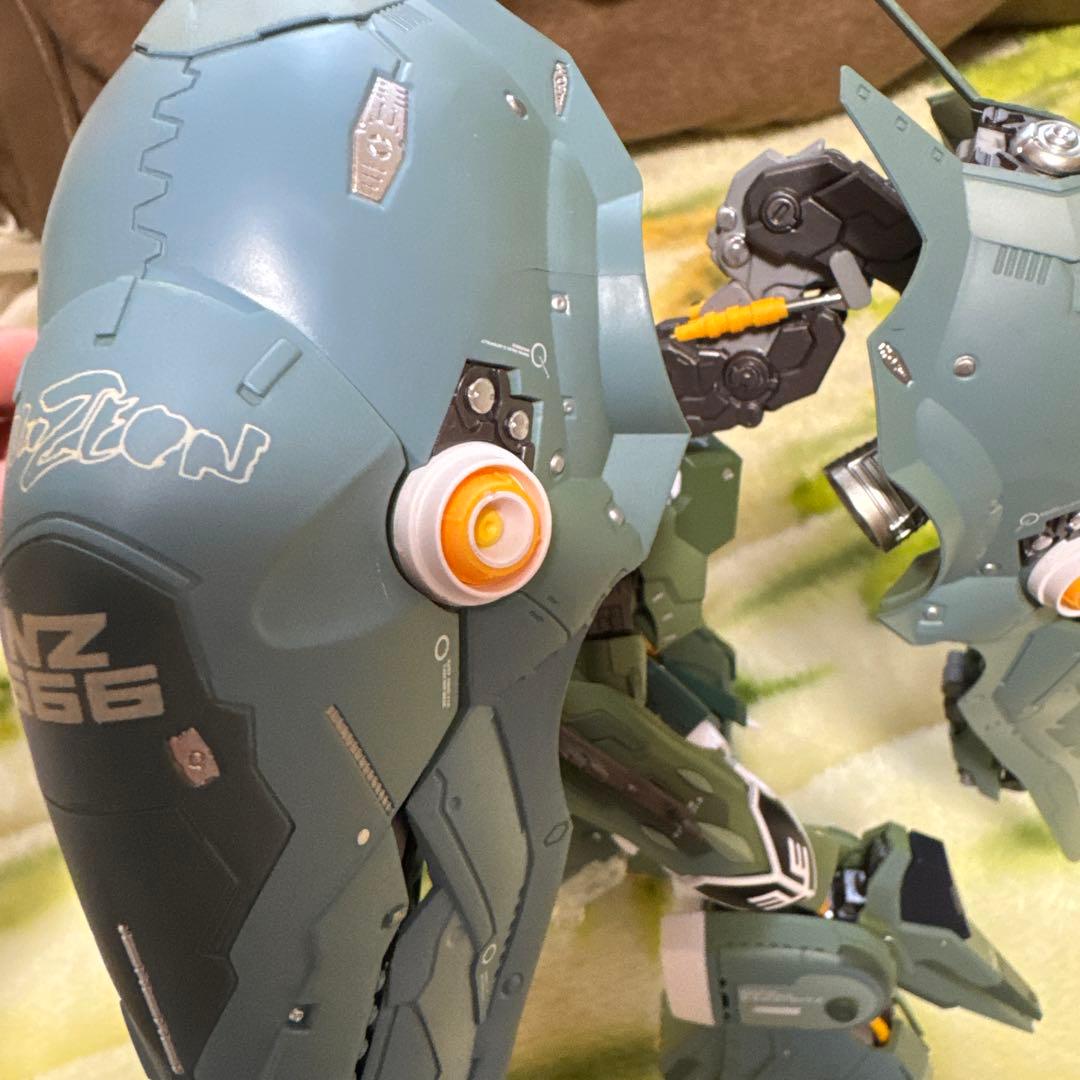 海外製クシャトリヤメタルビルド風フィギュア＋マリーダフィギュア