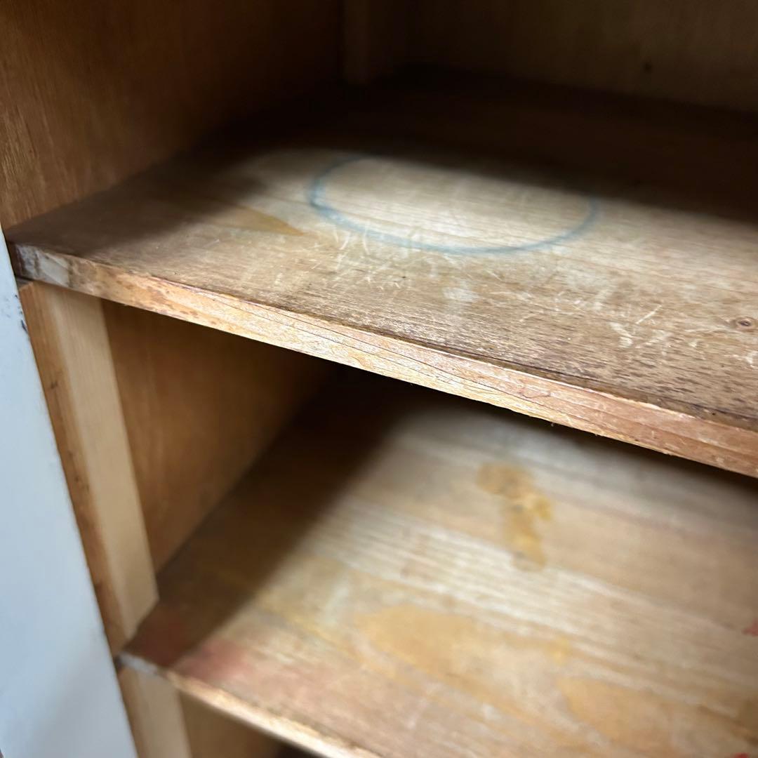 リペイント　古家具　戸棚