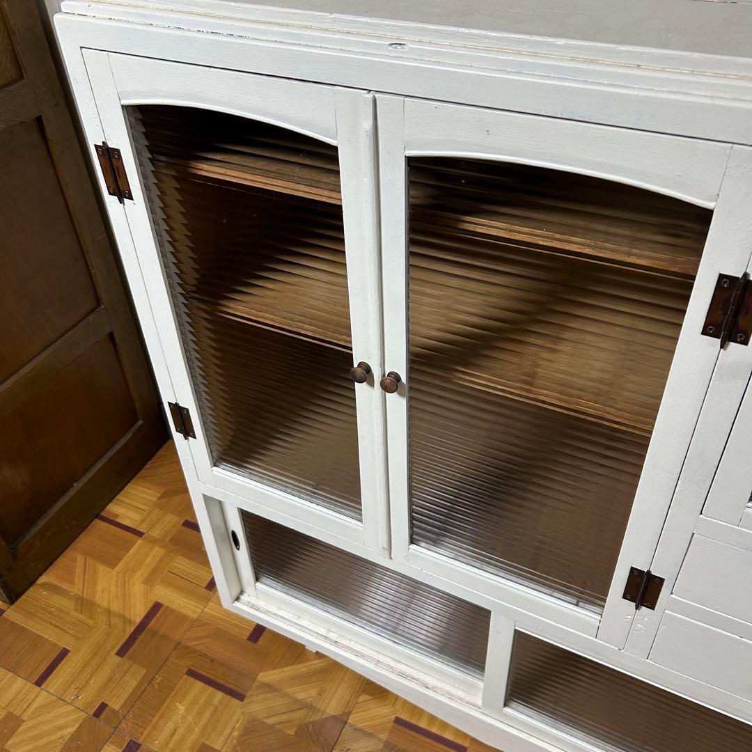 リペイント　古家具　戸棚