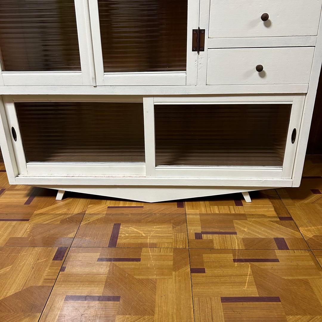 リペイント　古家具　戸棚