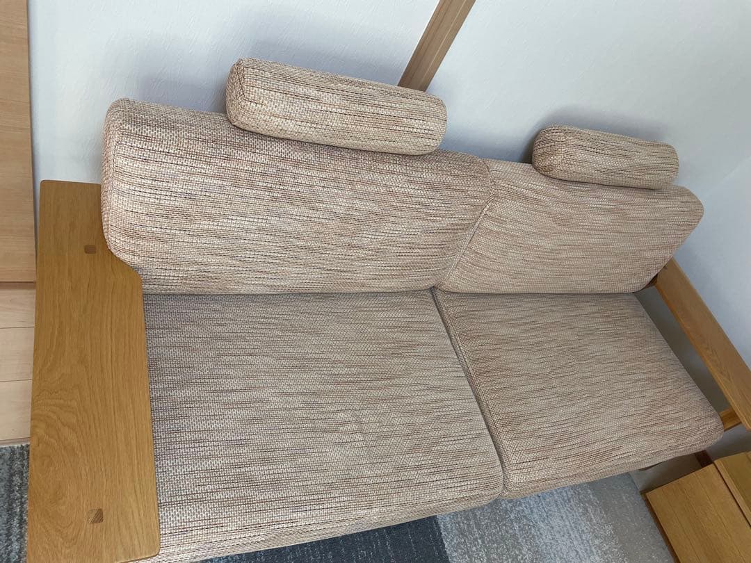 木製フレーム ベージュ ３人掛けソファ