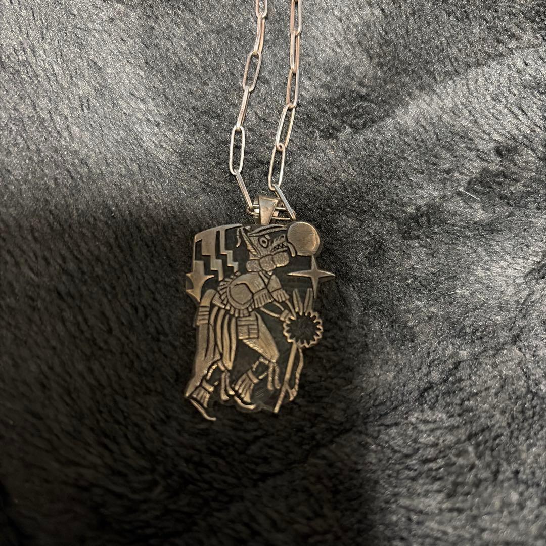 NAVAJO インディアンジュエリー ウルフダンサー ペンダントネックレス
