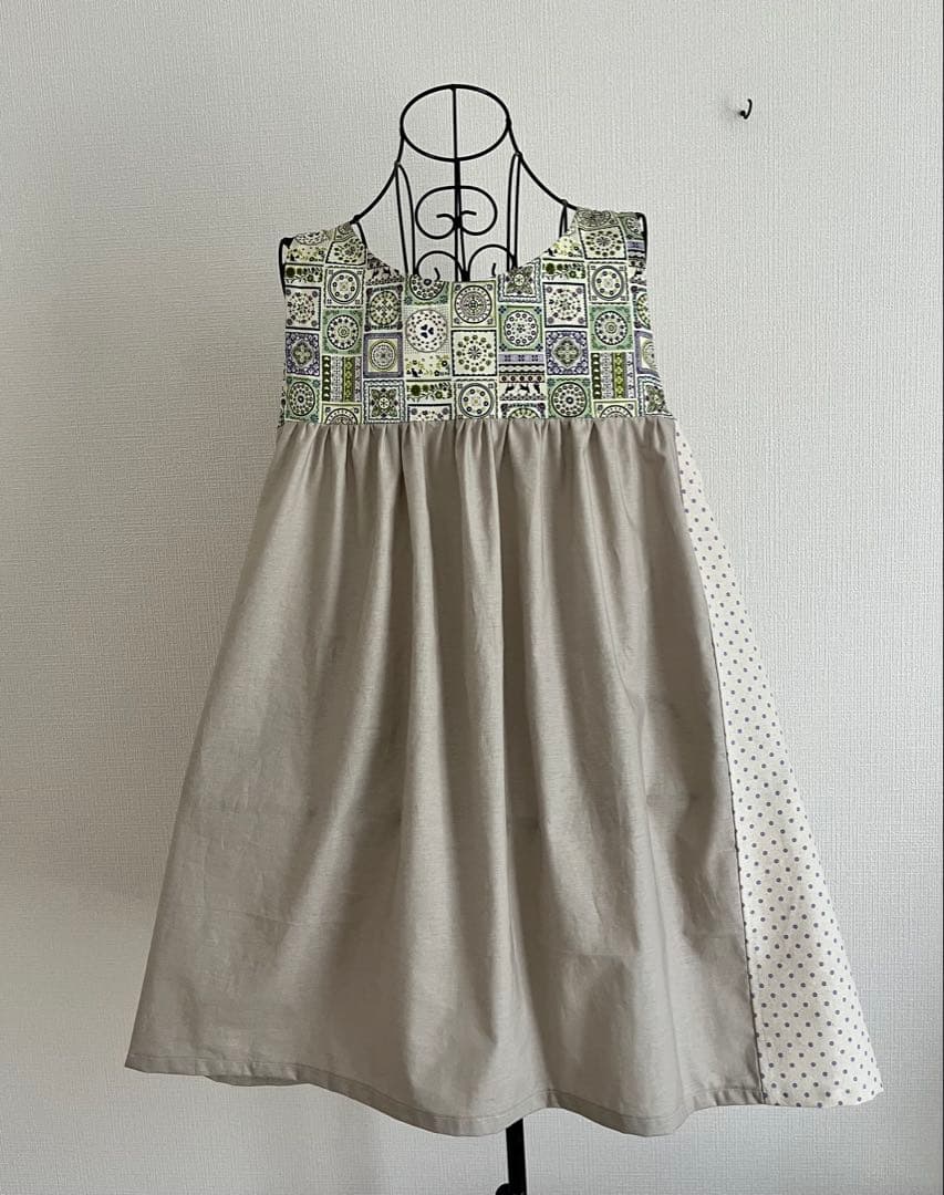 salsa 保育士エプロン　エプロン　ハンドメイド