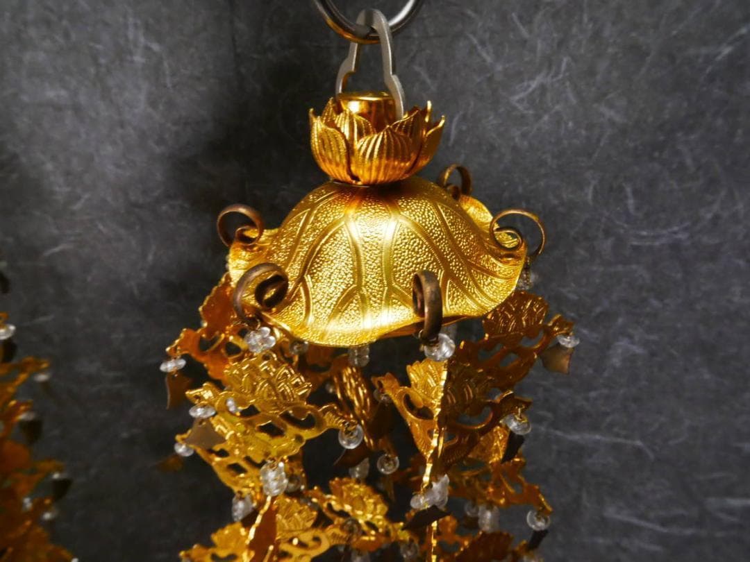 最終値下　展示未使用品　金色瓔珞　白玉付　高さ22㎝　4713