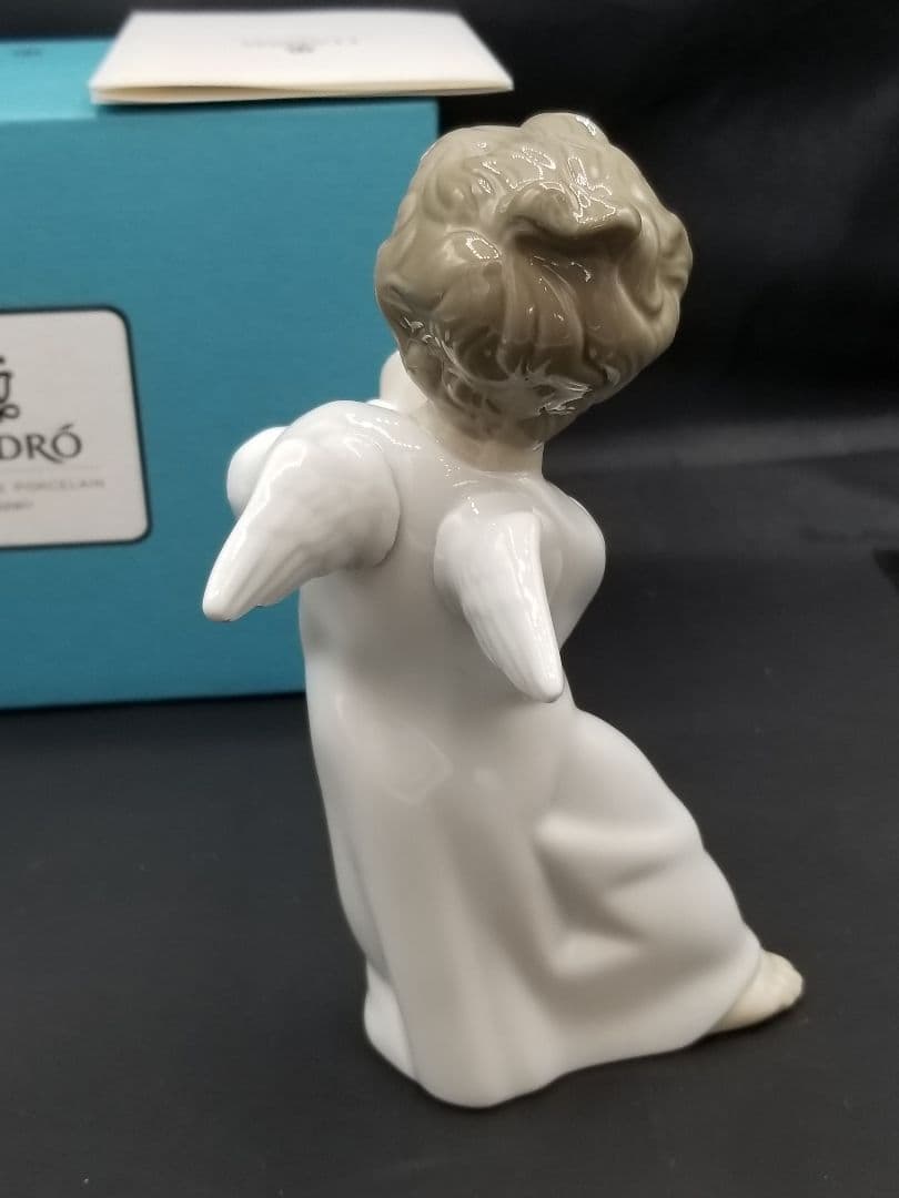 リヤドロ　天使　置物