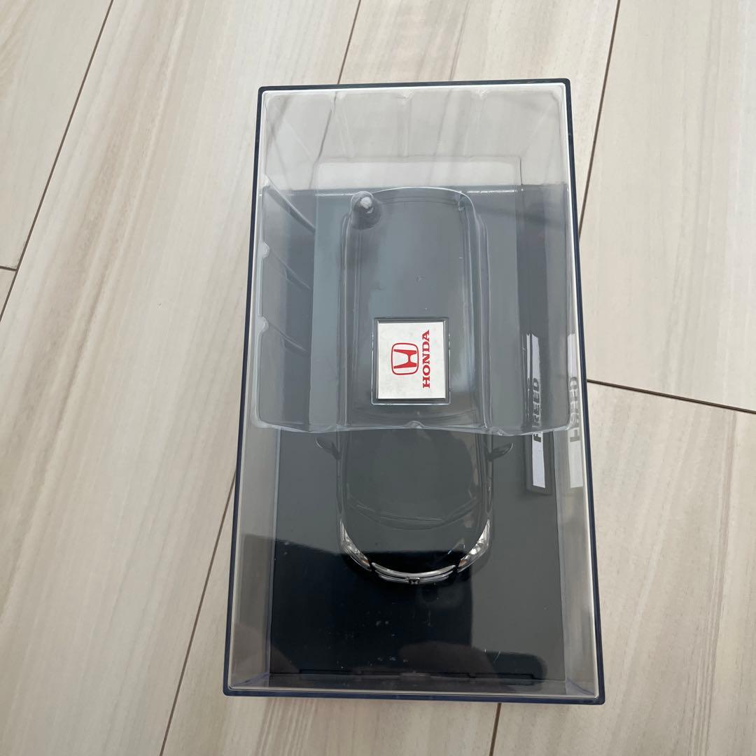 【値下げ】ホンダ FREED 1/24スケールモデル ラジオコントロールカー