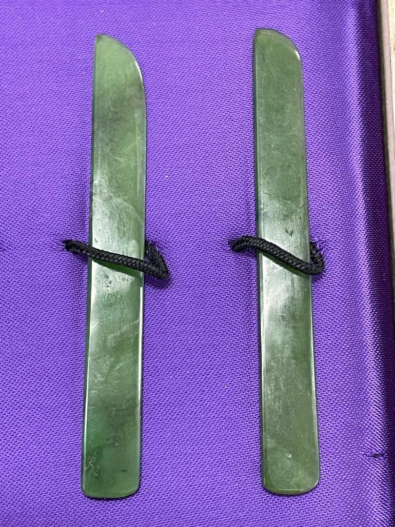 【未使用】翡翠　菓子切　５本セット　桐箱付き