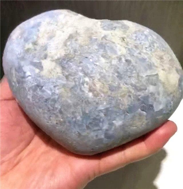 天然アクアマリン原石B0110/DZR/161A