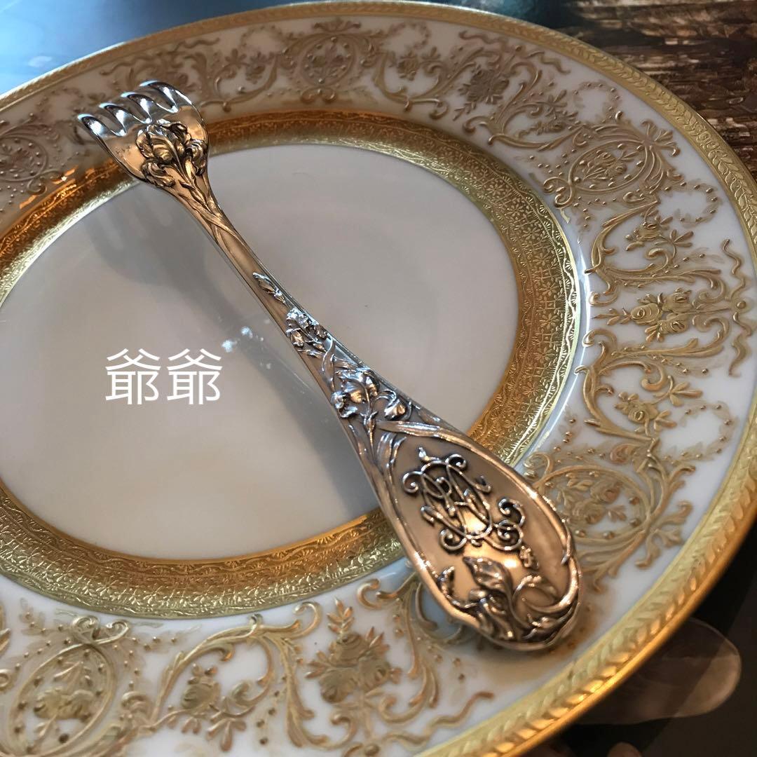 フランス 純銀製／フォーク２本／Puiforcat ピュイフォルカ／「アイリス」