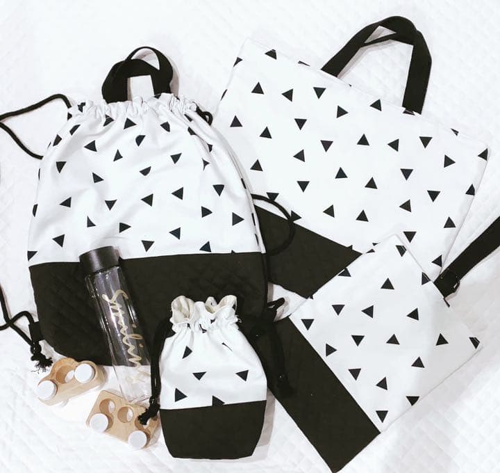 ●入園　入学　4点 レッスンバック ナップサック　コップ　お着替え袋　上履き入れ 楽天市場】入園入学準備4点セット (レッスンバッグ シューズケース