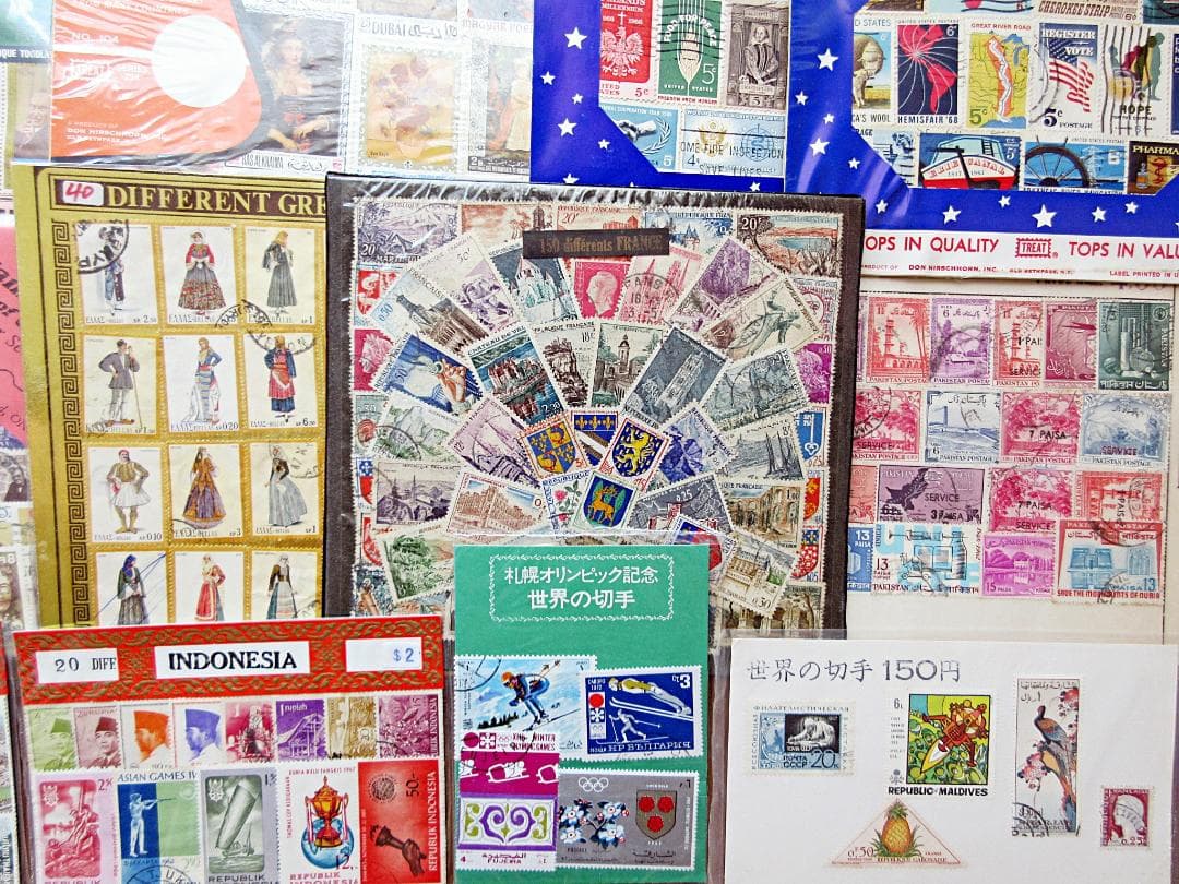 ①外国切手 台紙付き 大量セット 海外切手 まとめ売り 紙モノ ヴィンテージ