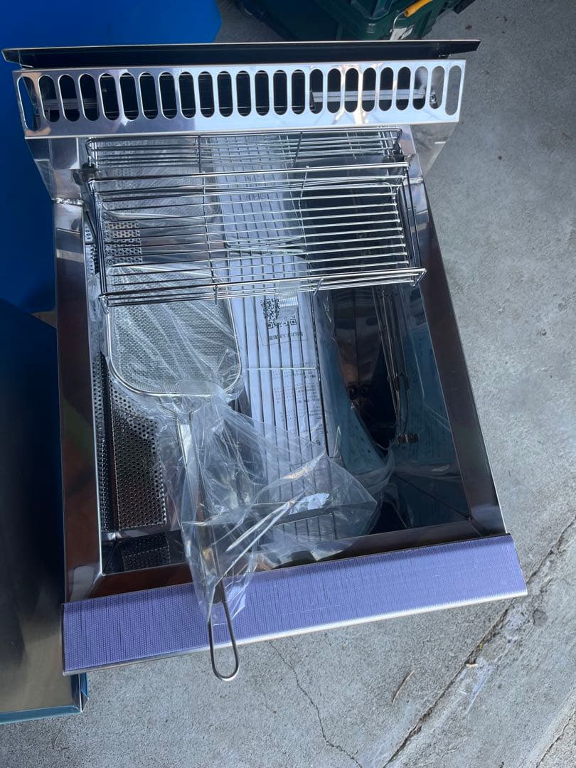 マルゼン卓上型、ガス式フライヤー　型式MGF-C12 TJ ガス種LPG