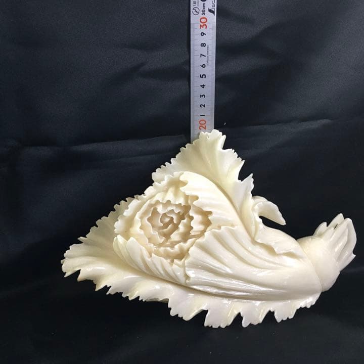 翡翠白菜彫刻置物