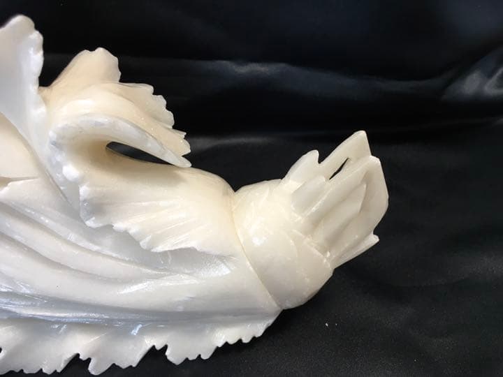 翡翠白菜彫刻置物