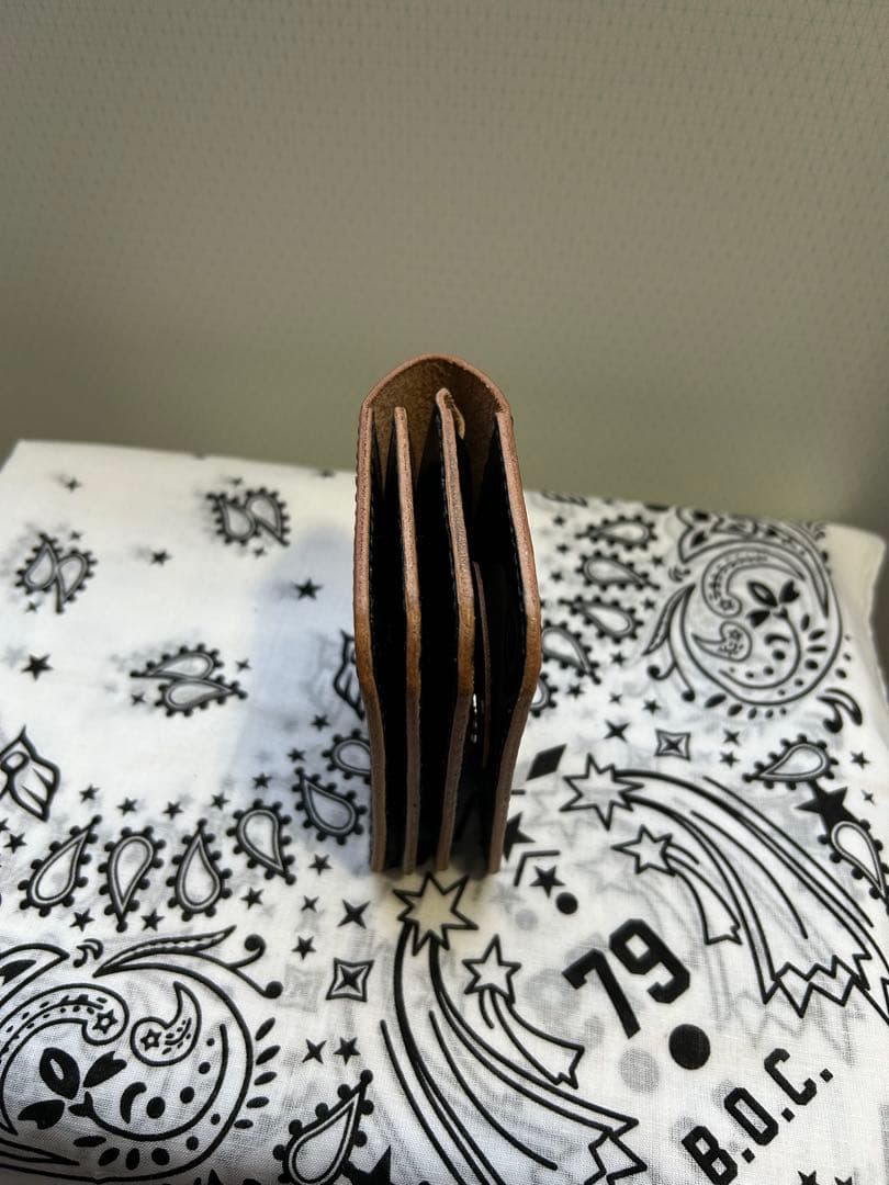 クロス　ブライドルレザー　ラッキージョン　ウルフズヘッド　HTC レッドムーン