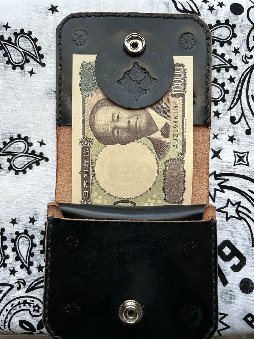 クロス　ブライドルレザー　ラッキージョン　ウルフズヘッド　HTC レッドムーン