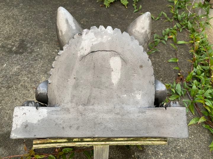 大幅値下げ！鬼板師が制作した手作りの鬼瓦です。