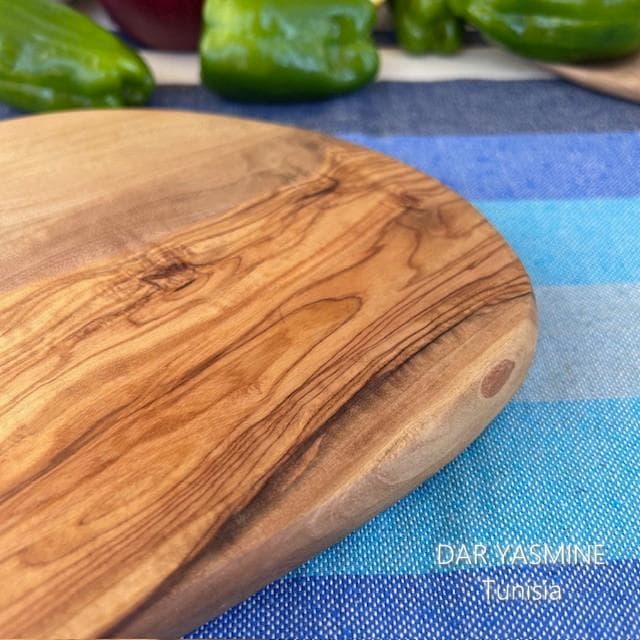 オリーブの木　カッティングボード　穴あきフリー　1点を見つめて　約43.5cm