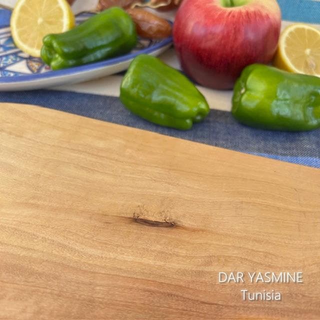 オリーブの木　カッティングボード　穴あきフリー　1点を見つめて　約43.5cm