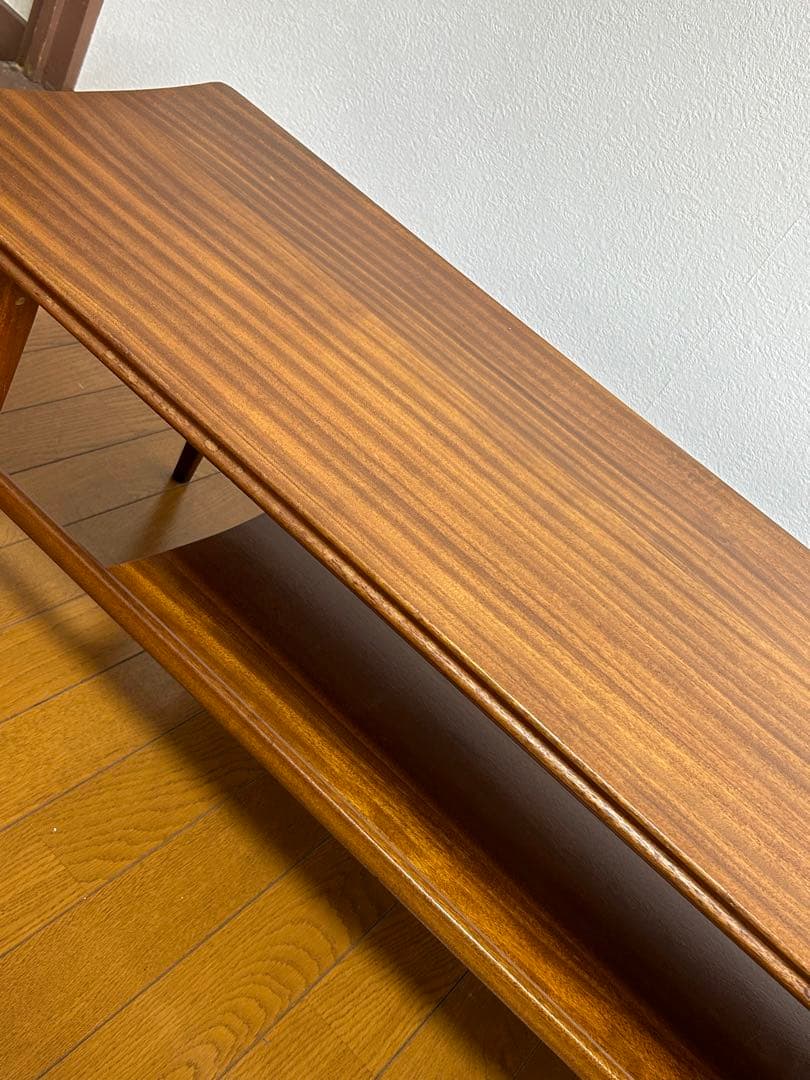 イギリス　FYNE LADYE （ファイン レディ）　センターテーブル