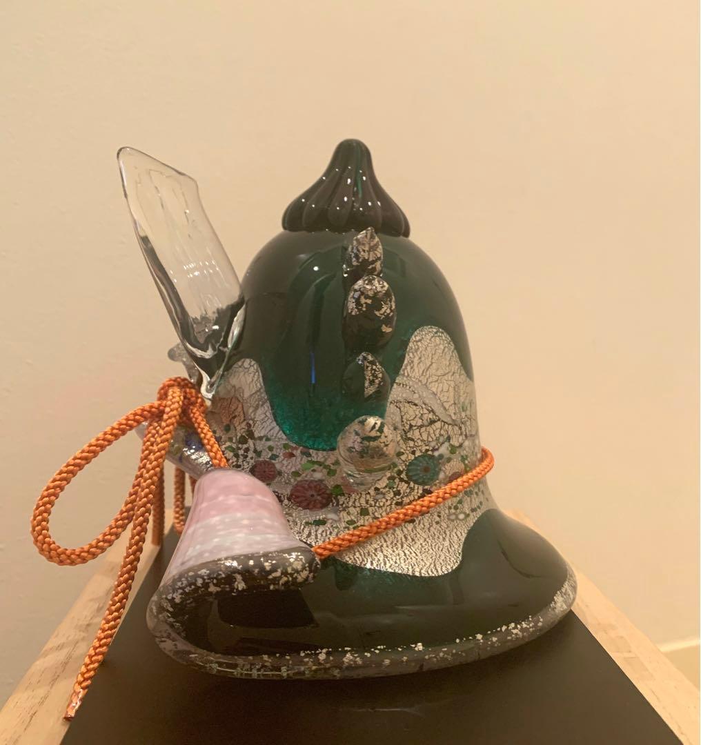 黒木国昭 作 『光琳』ガラス製　兜　かぶと　桐箱と台座付