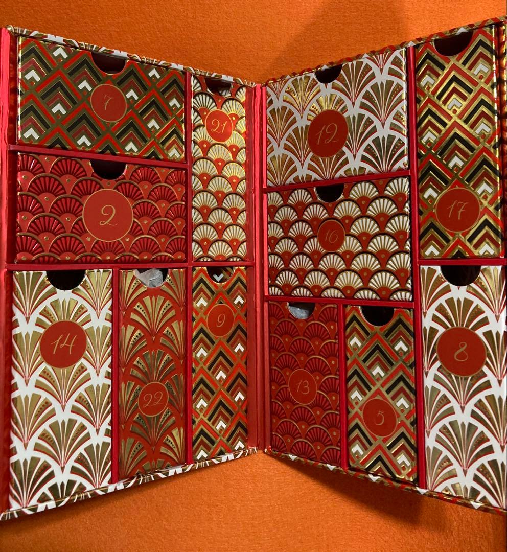 エスティ ローダー　アドベント カレンダー2024 新品未使用品