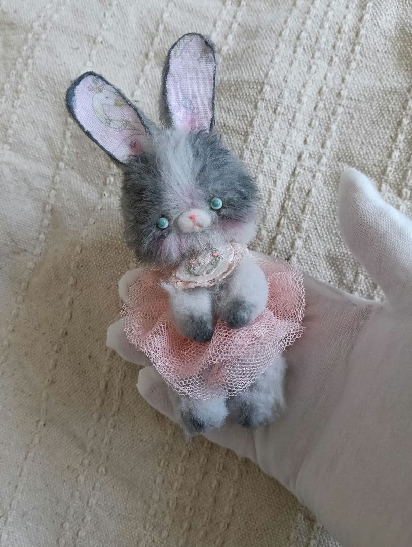 人気作家様　ミニチュアぬいぐるみ　うさぎウサギ　テディベア　ハンドメイド