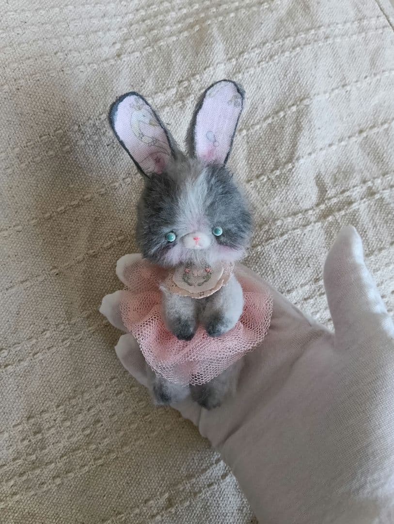 人気作家様　ミニチュアぬいぐるみ　うさぎウサギ　テディベア　ハンドメイド