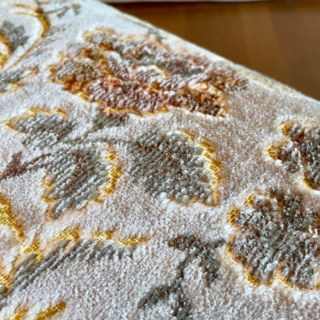 クラシカル 金華山張りスツール