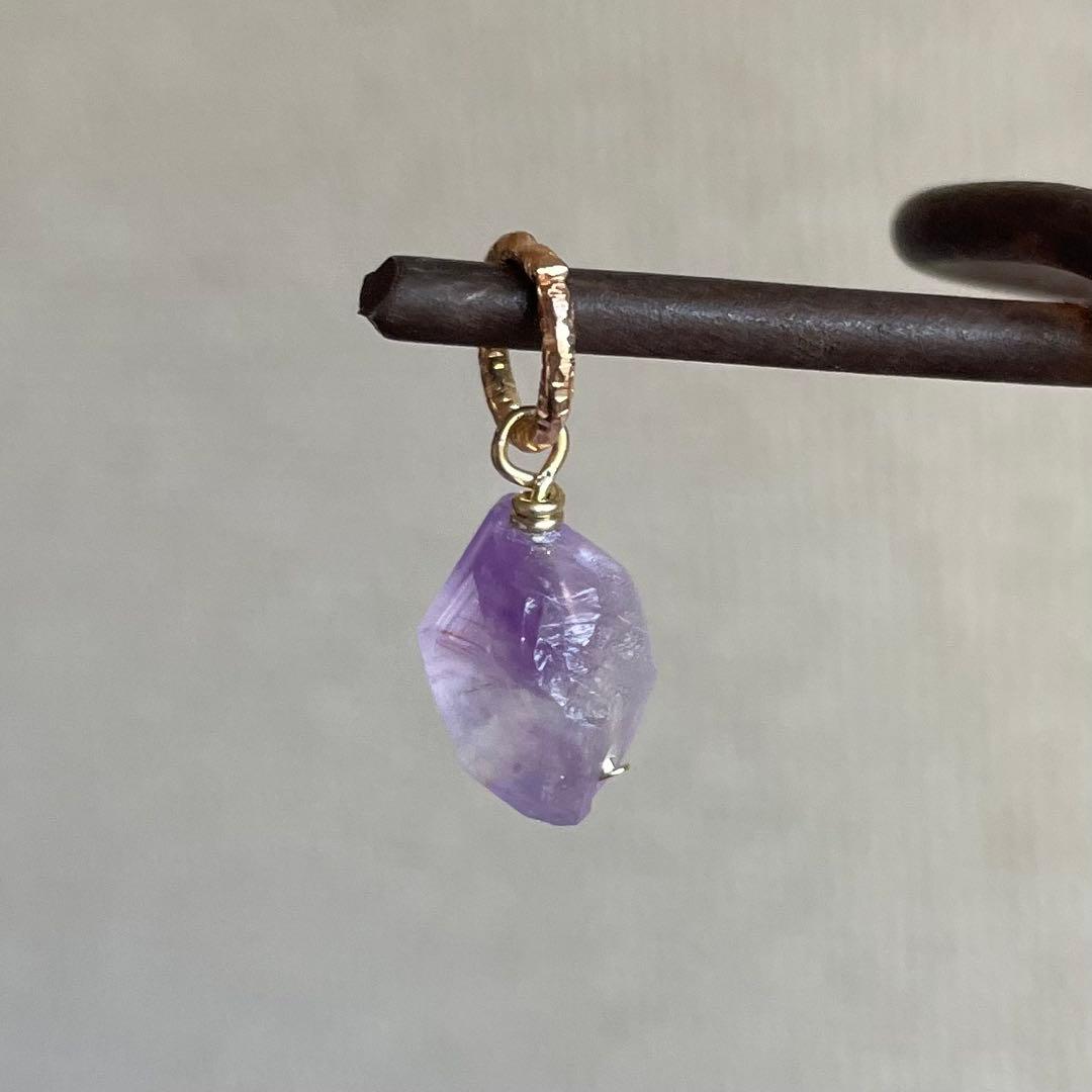 810 天然石　ラベンダーアメジスト　原石　ネックレス　チャーム