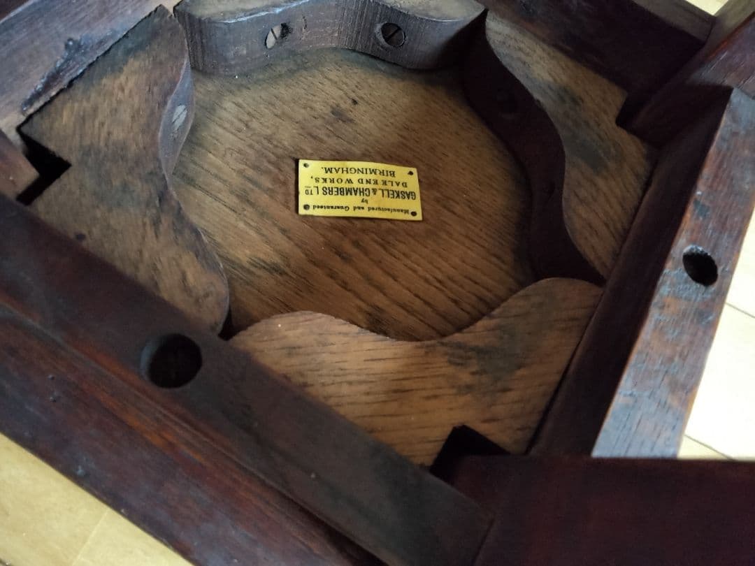 特別価格、イギリスバ―ミンガムで作られたビンテ−ジ、美品シンプル、ダ−クブラウン