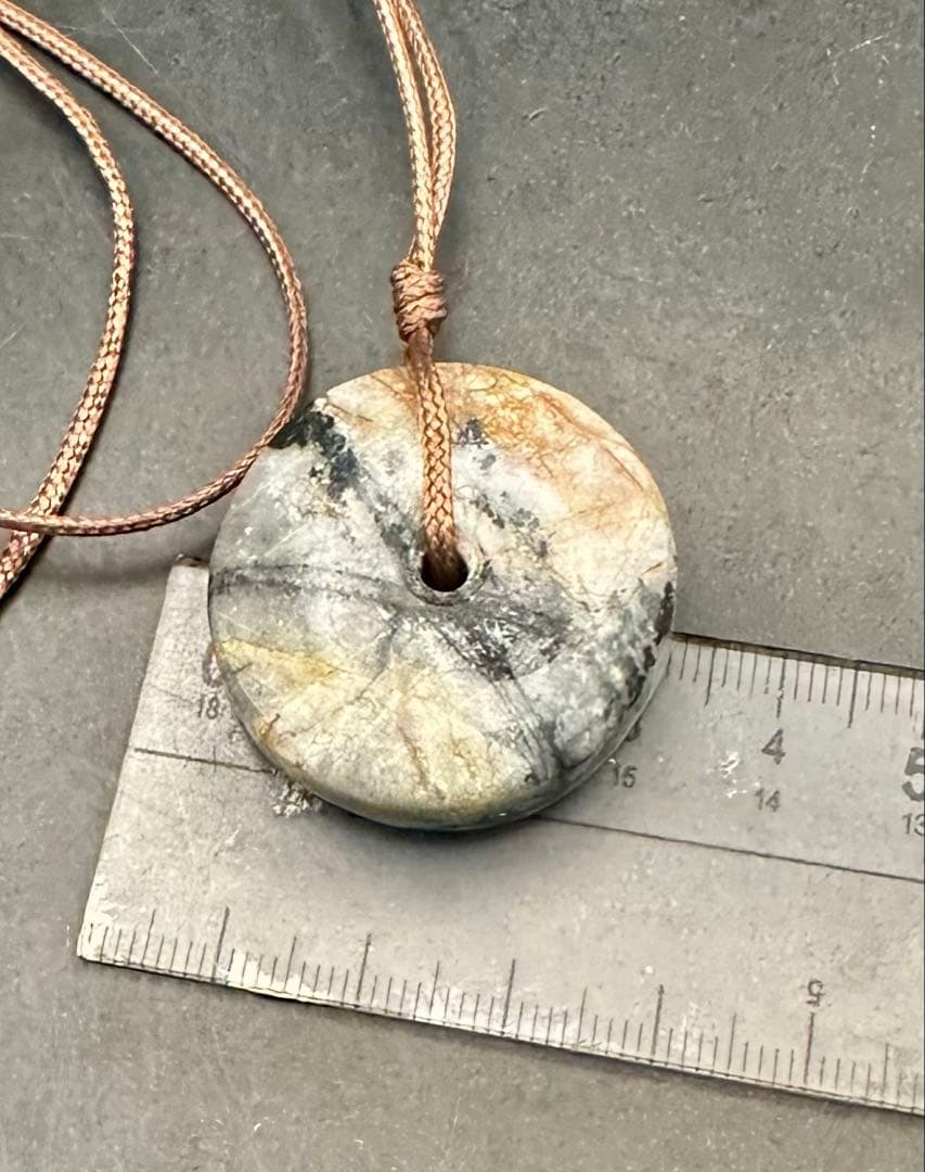 2026.1.18 冬意梅林　新潟産石英岩玉璧