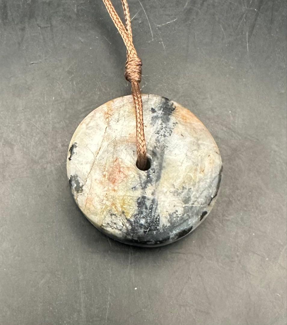 2026.1.18 冬意梅林　新潟産石英岩玉璧