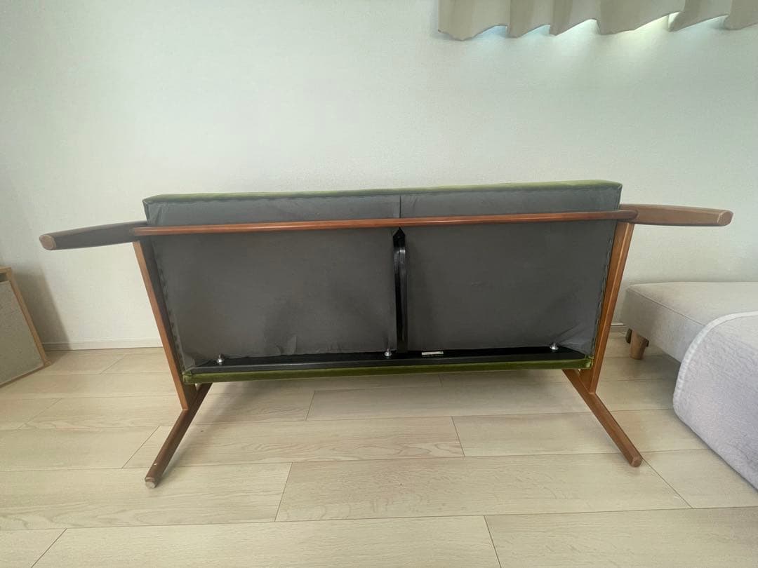 【限定一万台レア商品】カリモク60 ソファKチェア 限定復刻プレート仕様