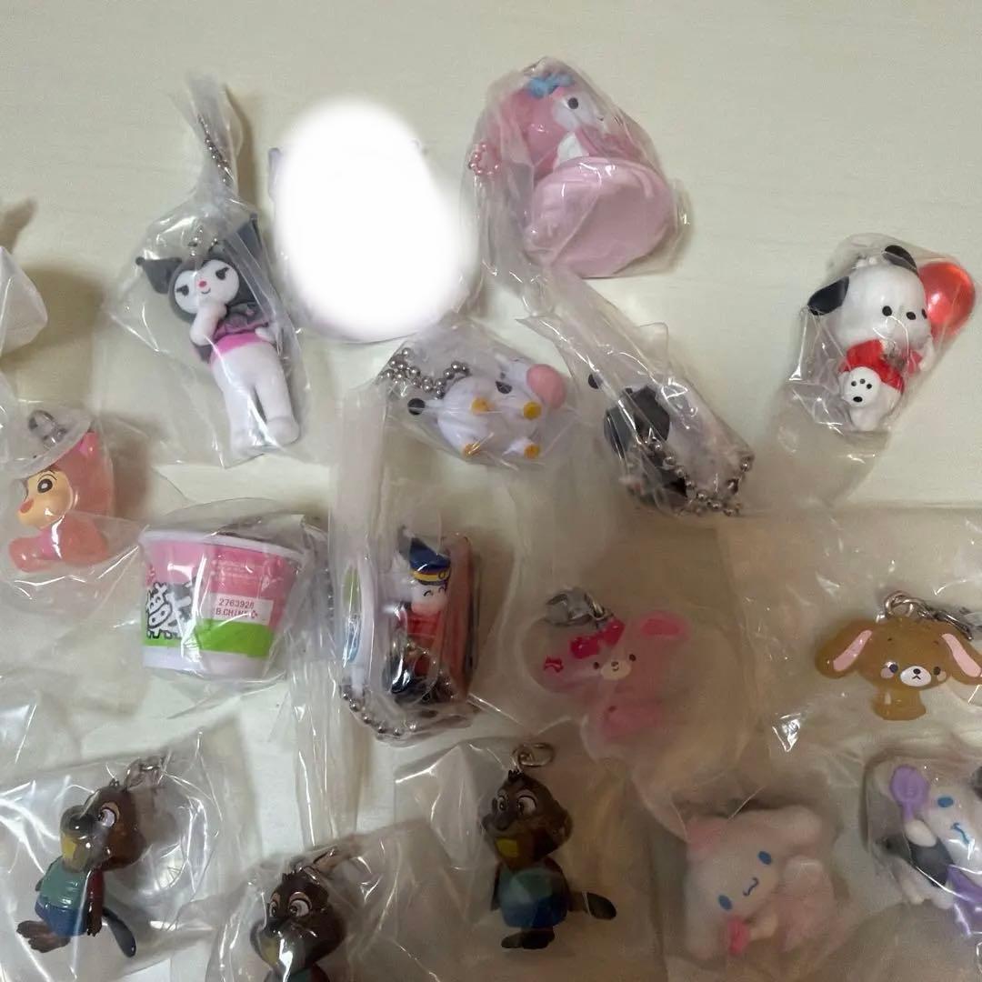 めじるしアクセサリー　ガチャガチャ　まとめ売り　28個セット