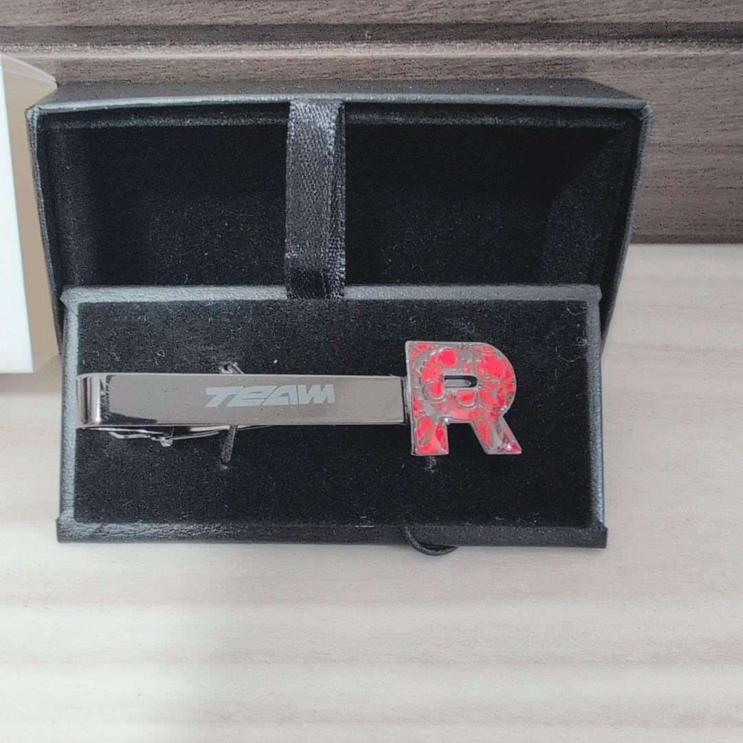 即購入OK】ポケモン ネクタイピン Team Rocket - メルカリ