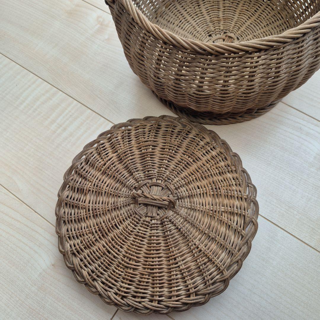 フランスアンティークレース付き　かご　パニエ