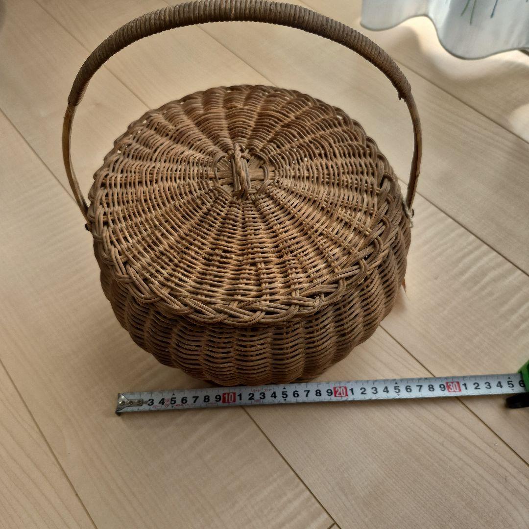 フランスアンティークレース付き　かご　パニエ