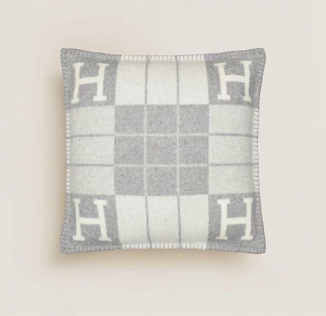 エルメス クッション アヴァロンIll PM