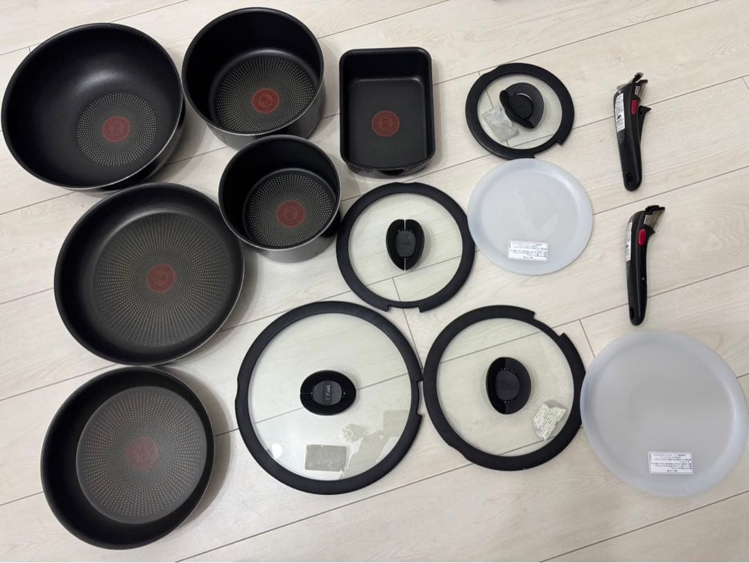 ＊Lily＊　T-fal 鍋・フライパンセット