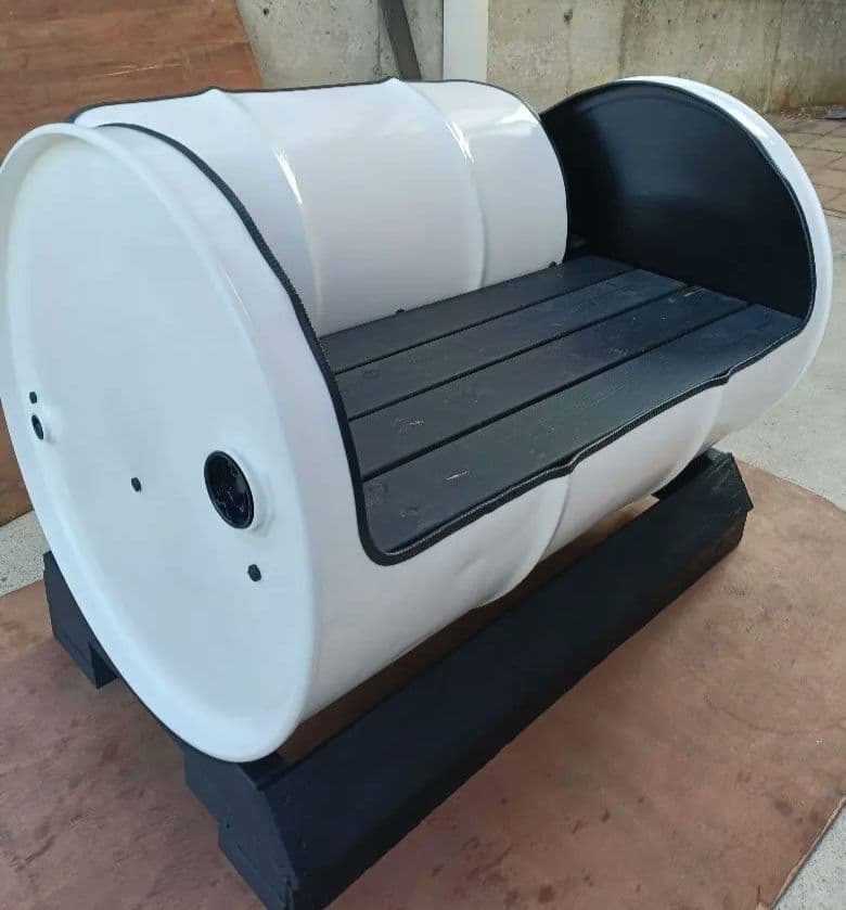 受注生産品！ドラム缶remakeソファ‼️