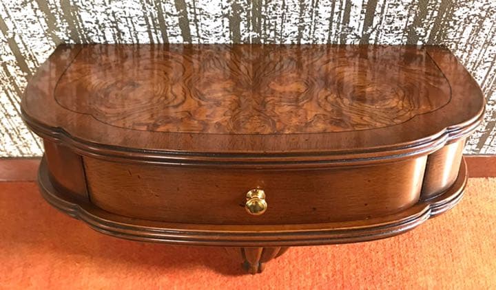 高級イタリア家具　壁取り付け　コンソール　イタリア製