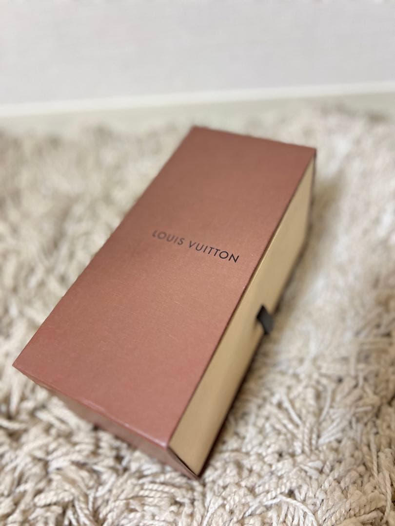 02レア希少非売品ルイヴィトンVIP限定コレクション箱ノベルティペーパーウェイト