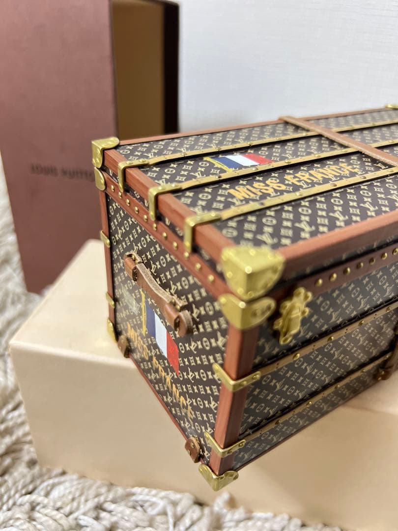 02レア希少非売品ルイヴィトンVIP限定コレクション箱ノベルティペーパーウェイト