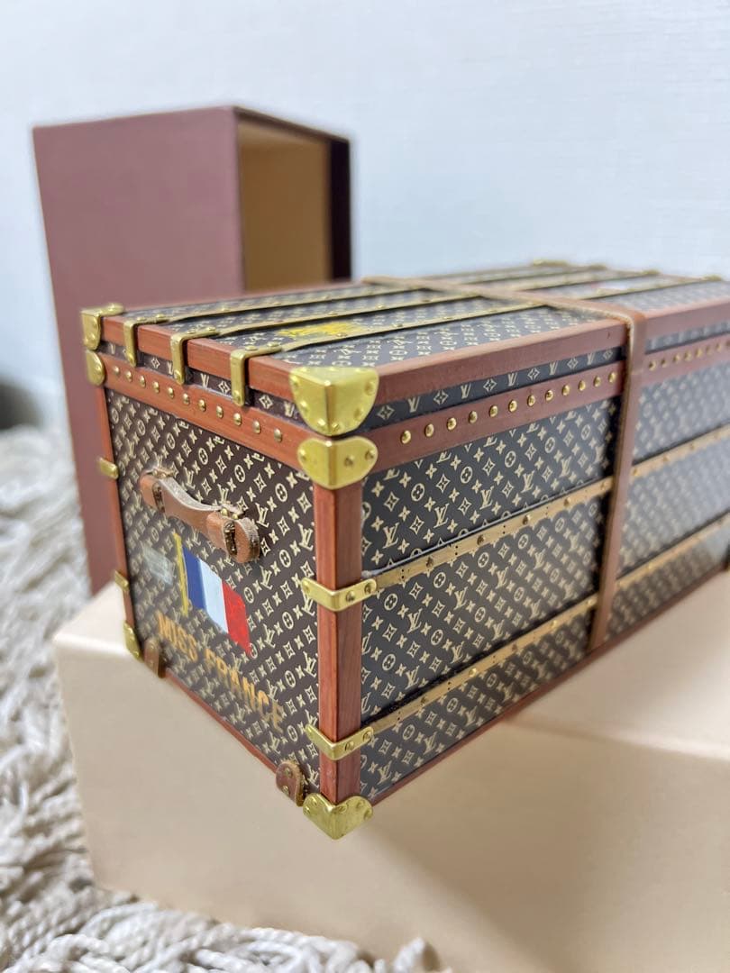 02レア希少非売品ルイヴィトンVIP限定コレクション箱ノベルティペーパーウェイト